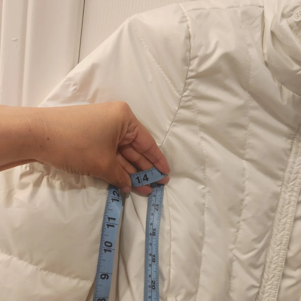 Versace fur trim hood down filled puffer jacket size 8/10/12?